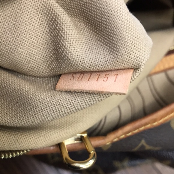 💎 DISCONTINUED 💎 RARE HUGE HOBO Louis Vuitton  DELIGHTFUL GM - Picture 8 of 16